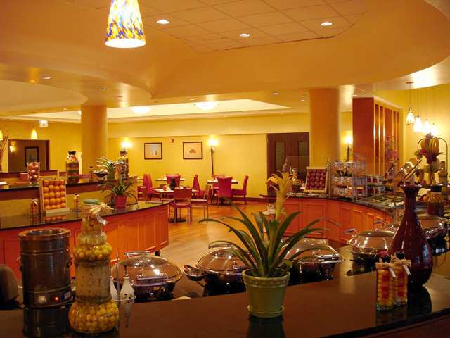 Hilton East Brunswick Hotel Restoran gambar